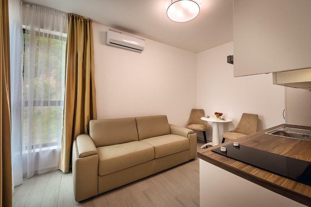 Adria Lux Apartmens 2 Sveti Stefan Exterior photo