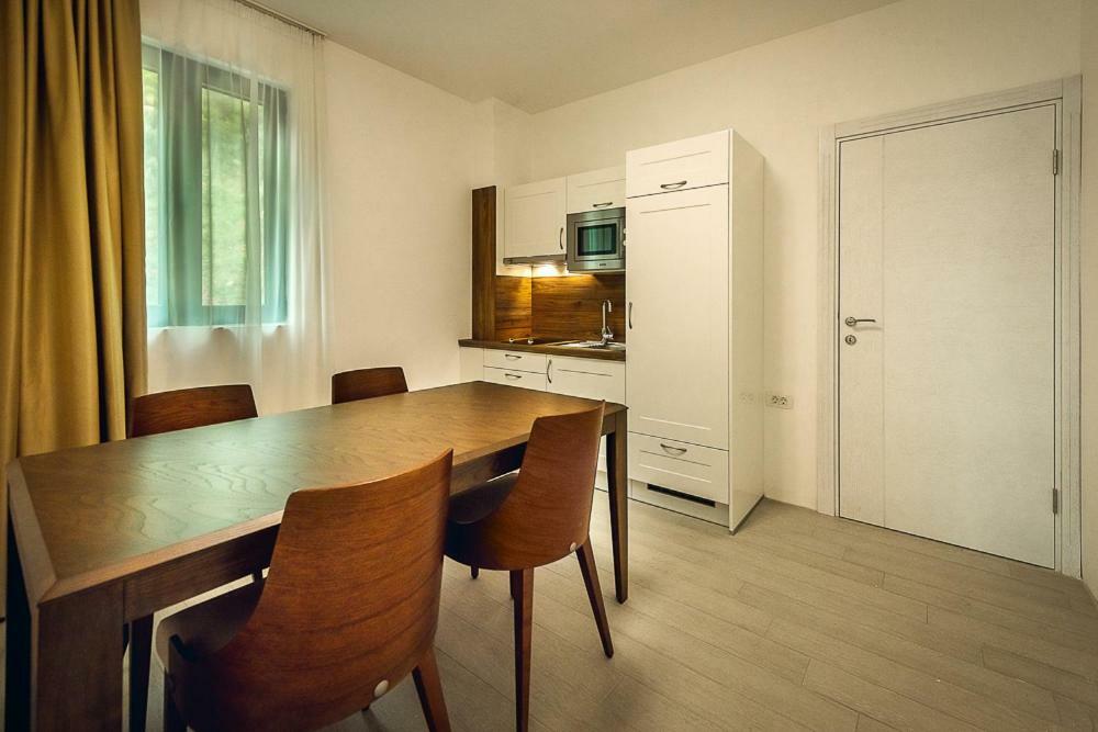 Adria Lux Apartmens 2 Sveti Stefan Exterior photo