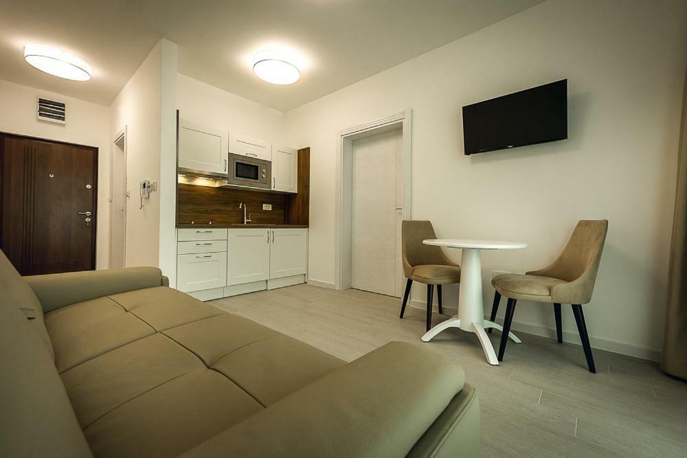 Adria Lux Apartmens 2 Sveti Stefan Exterior photo